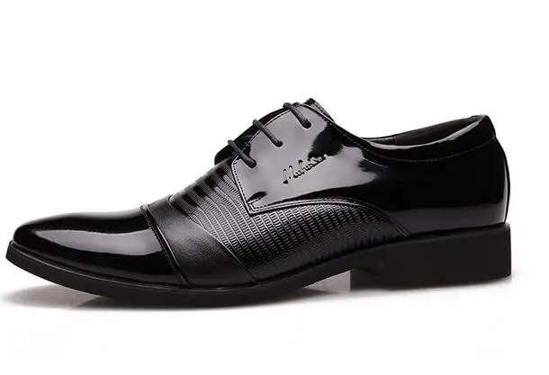 Мужские туфли из лакированной кожи повседневные дышащие в британском стиле на
