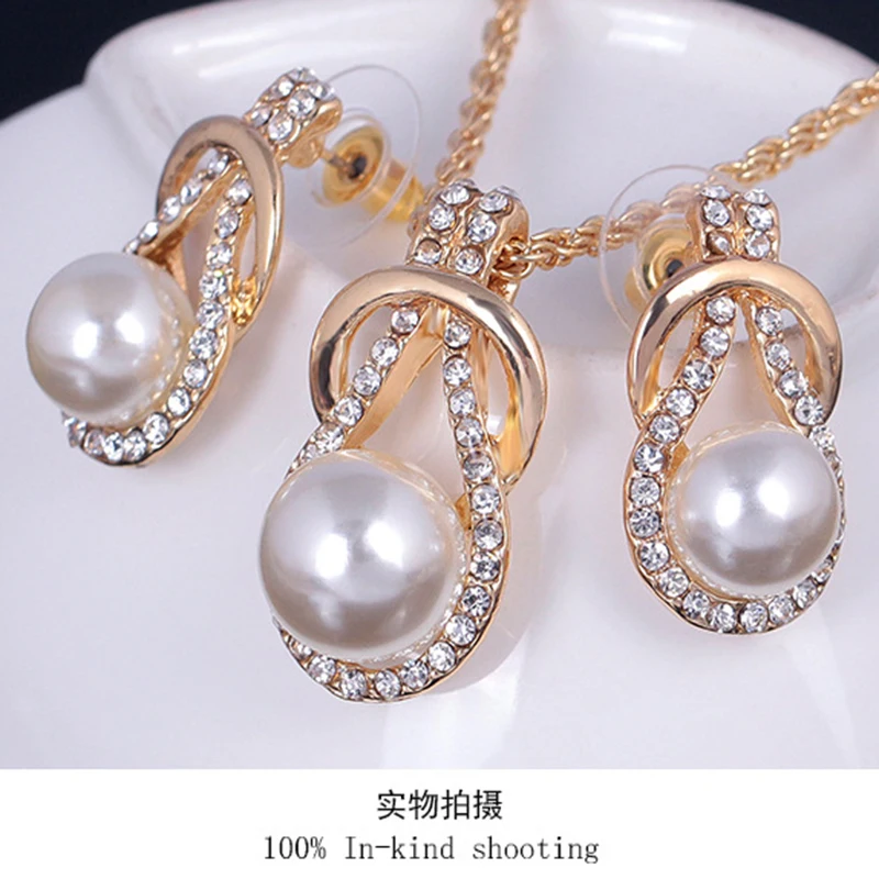Classic retro pearl ladies fashion necklace set earrings gold pendant simple hot sale birthday jewelry 2019 new | Украшения и