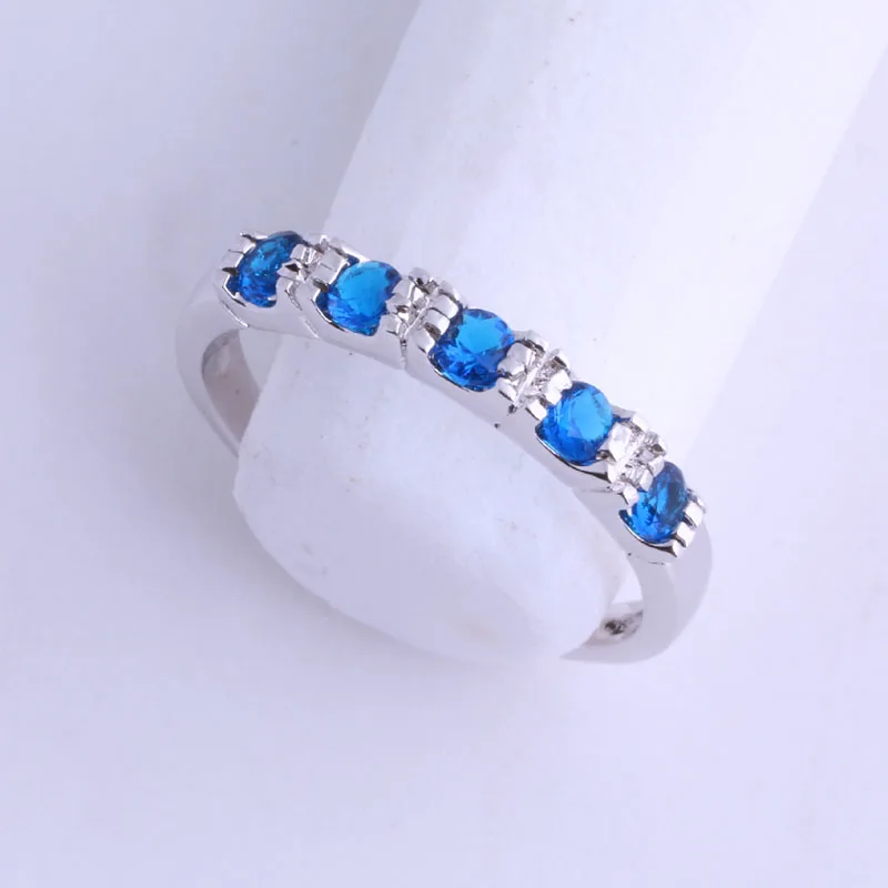 Женский любовный монолог маленькое серебряное кольцо с голубым кристаллом