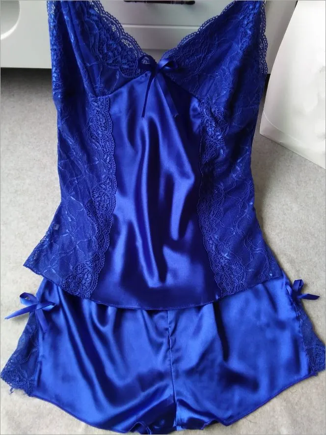 New Sexy women real silk pyjamas sets Sell well summer style luxury sleepwear hollow out deep v lace lingerie nightwear | Женская одежда