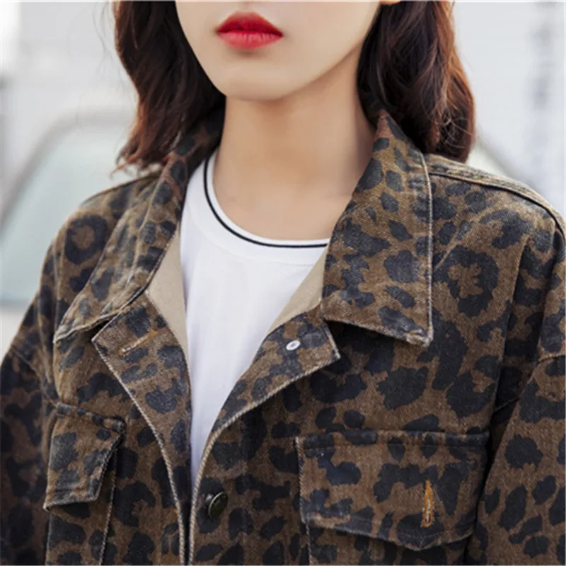 Модная женская джинсовая куртка с леопардовым принтом новинка весны 2019