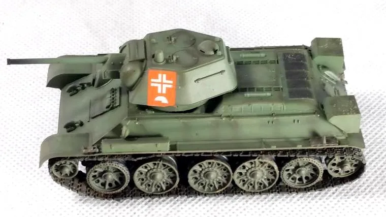 TRUMPETER 1:72 Германия захватила модель 36268 года среднего размера в виде атомайзера