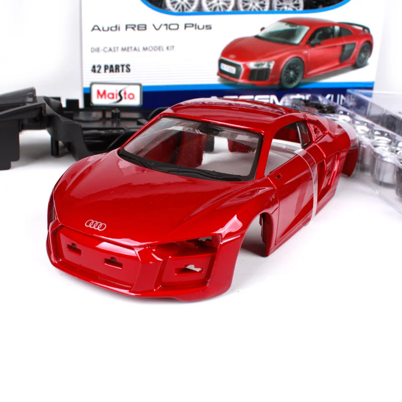 Спортивный автомобиль Maisto 1:24 Audi R8 V10 Plus в сборе самодельная модель игрушечный