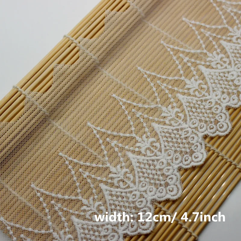 Кружевная вышивка в виде Розы 3 м