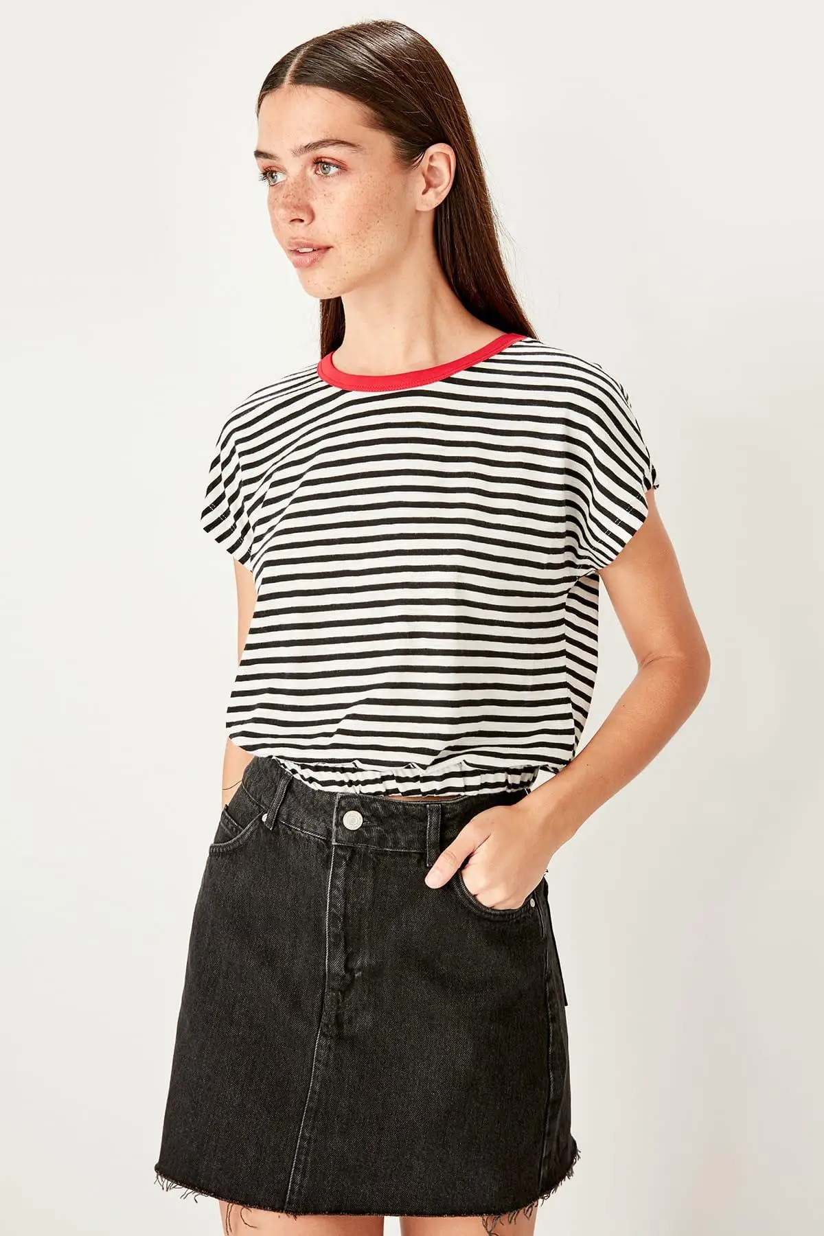 Trendyol Черные Полосатые Базовые Трикотажные футболки TWOSS19TS0307|Футболки| |