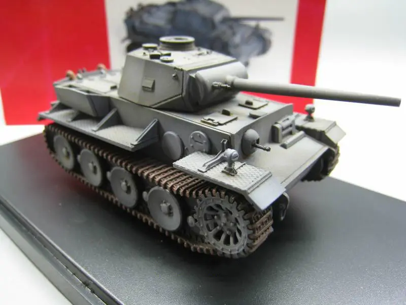 1/72 VK3601 немецкий бак Собранный готовой моделью хобби 5 м |
