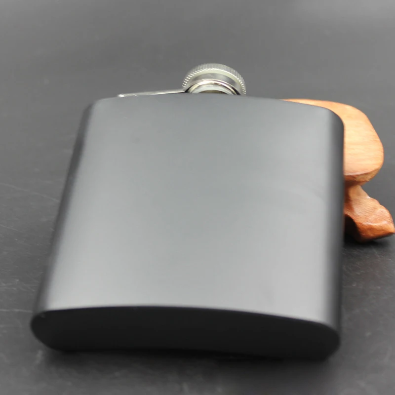 Лидер продаж 6 унций модные фляги из нержавеющей стали черная мини фляжки