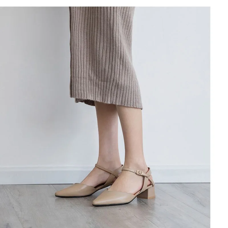 Сандалии Baotou женские с пряжкой натуральная кожа заостренный носок толстая спина