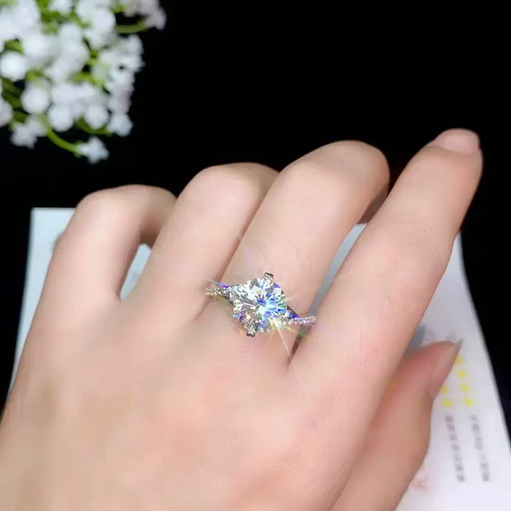 Женское Подарочное кольцо из драгоценного камня муассанита