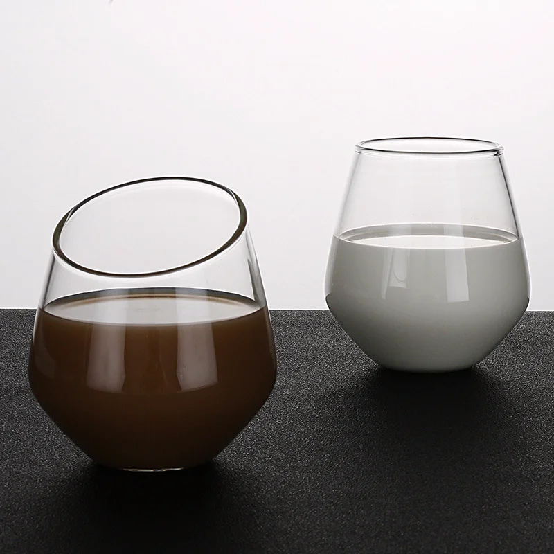 Разбитая чашка красного вина PCTG с дробильно стойкими пластиками и многоразовыми