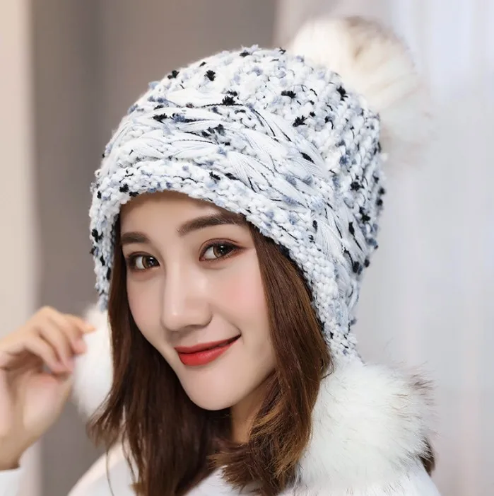 Зимние новые разноцветные вязаные шапочки с помпонами женская шапка для женщин