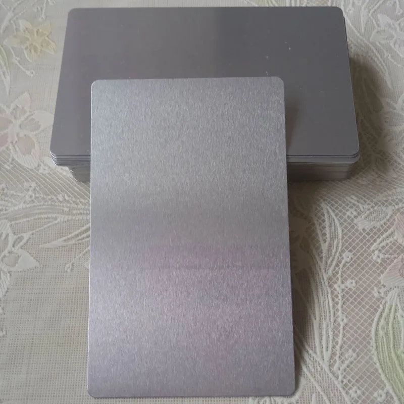 100 шт. металлические гладкие визитные карточки с лазерной гравировкой|Открытки и