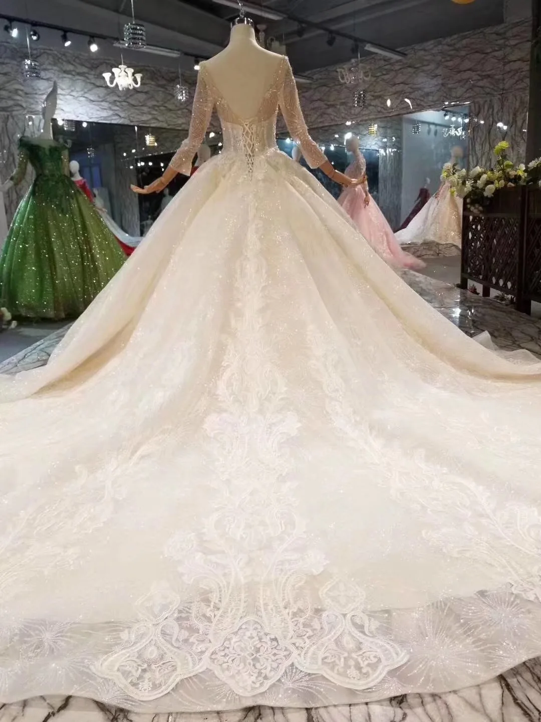 

Luxury Fashion Sexy Ball Gown Bridal Dresses Handmade Wedding Gowns Beading Sequins Princess Wedding Dress Custom Bridal Gowns