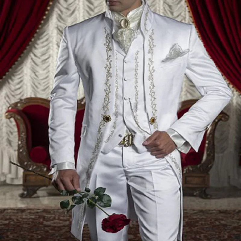 Мужские смокинги с вышивкой для жениха 2020 белые мужские костюмы свадьбы