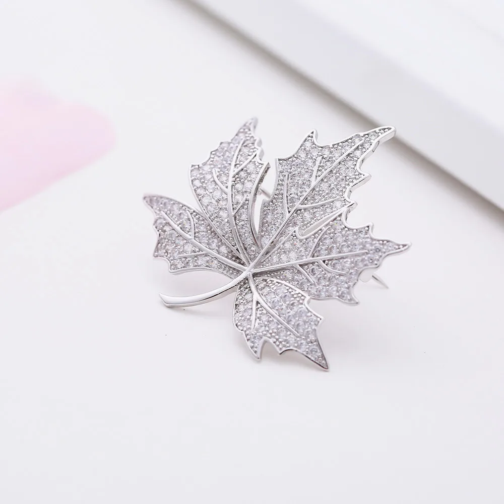 Queen Jewelry CZ Canadian Maple Leaf Brooches and Pins Silver Tone Micro Pave Victorian Style Vintage Broach for Mother | Украшения и