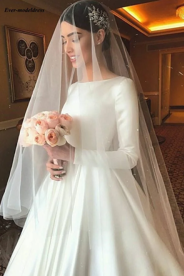 

Long Sleeves Satin Wedding Dresses 2019 Button Back A-Line Simple Bridal Gowns Sweep Train Scoop Customized Vestidos de novia