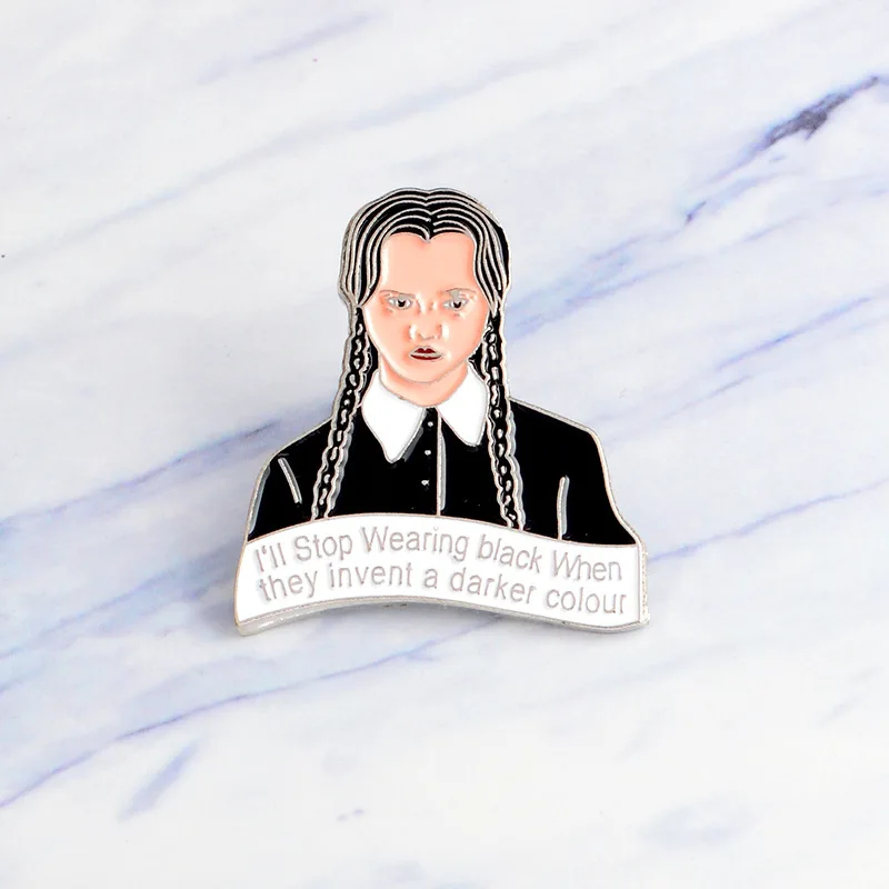MINGQI Addams Family Inspired эмалированные Броши темного цвета в среду креативные значки