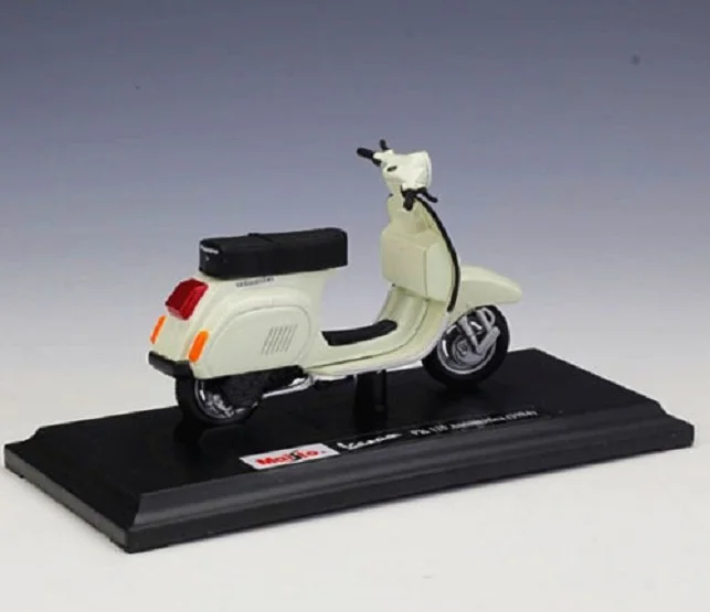 Автоматическая модель мотоцикла и велосипеда Maisto 1:18 Vespa PK 125 игрушка в коробке |