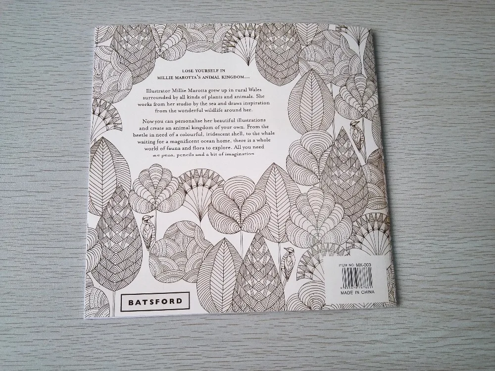 Английское издание по волчьим законам книжка раскраска 24 стр. Secret Garden стили