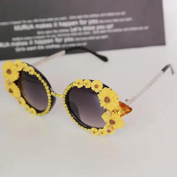 Женские солнцезащитные очки в стиле барокко Стразы ретро с украшением виде