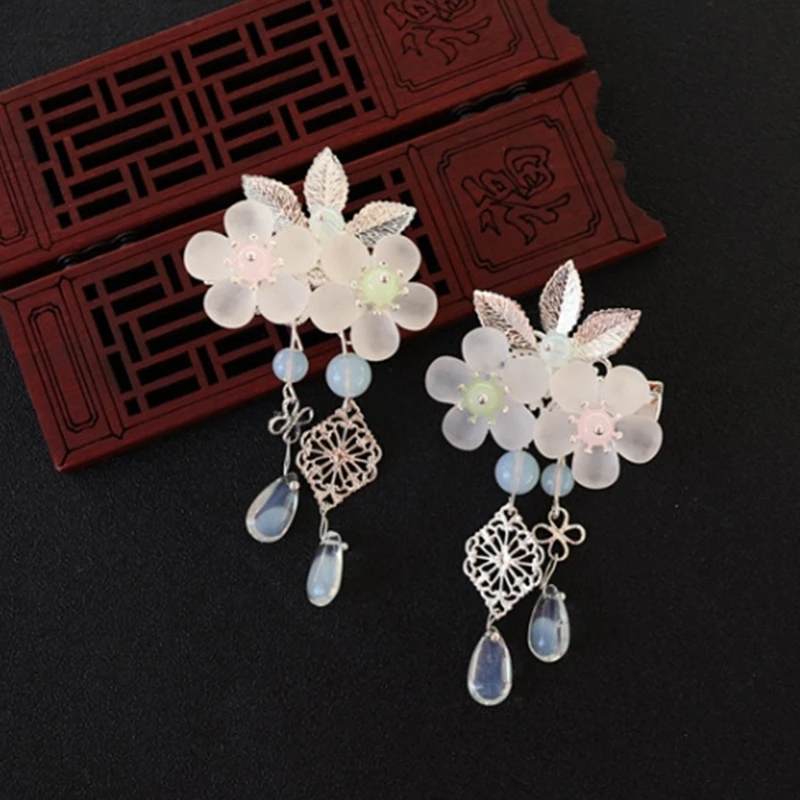 Hanfu волосы длинные кисточки шины маленький и чистый и свежий цветок шпилька шаг волна cos Фея пыль шины - Цвет: The shape of a pair