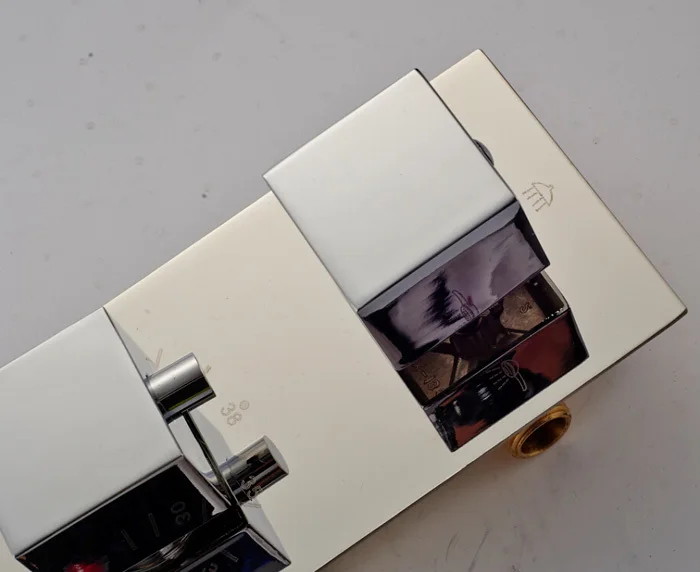 Латунный термостатический тройной смеситель лучшего качества для душа с