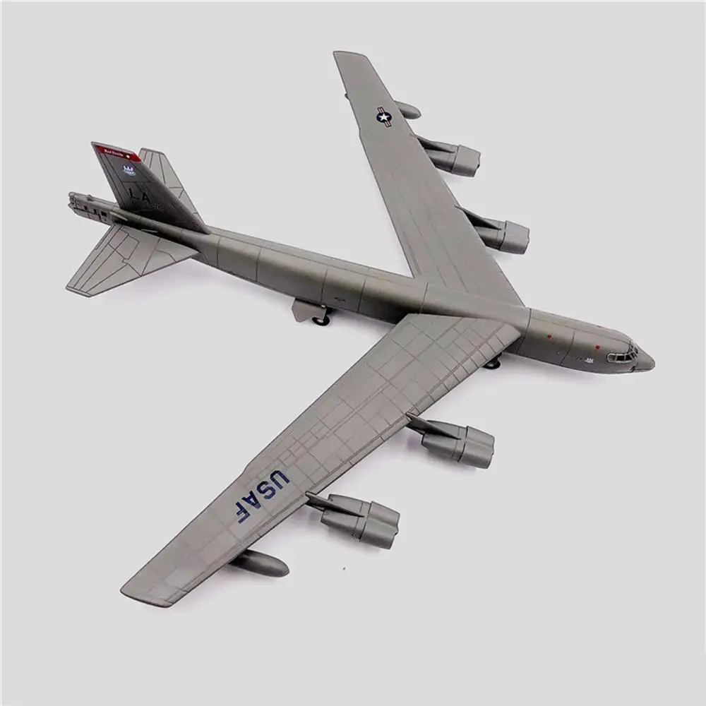 Boeing B-52 Stratofortress 1/200 литья под давлением самолета Модель Амер |