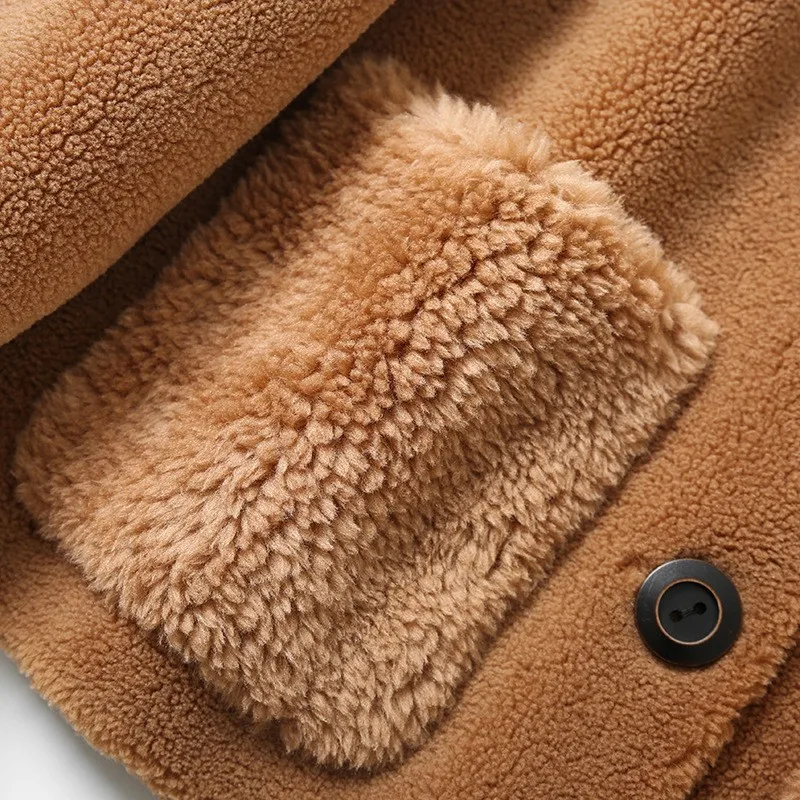 Шуба женская из натуральной шерсти однобортная короткая куртка с карманами