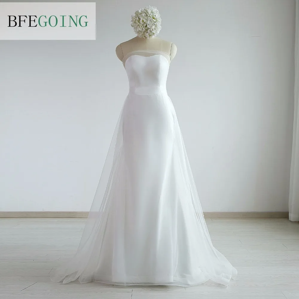 

Ivory Tulle A-line Wedding Dress Chapel Train Floor-Length Strapless Sleeveless Off the Shoulder Real/ Original Photos