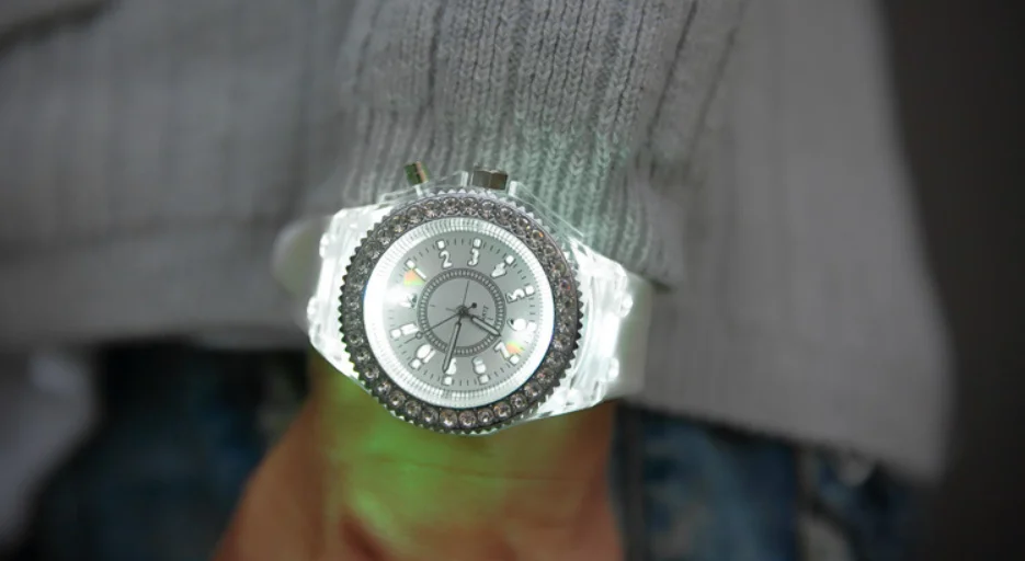 Светодиодная светящаяся вспышка, часы для студентов, влюбленных, Jellies, женские, мужские часы, 7 цветов, легкие наручные часы, модные, подростковые
