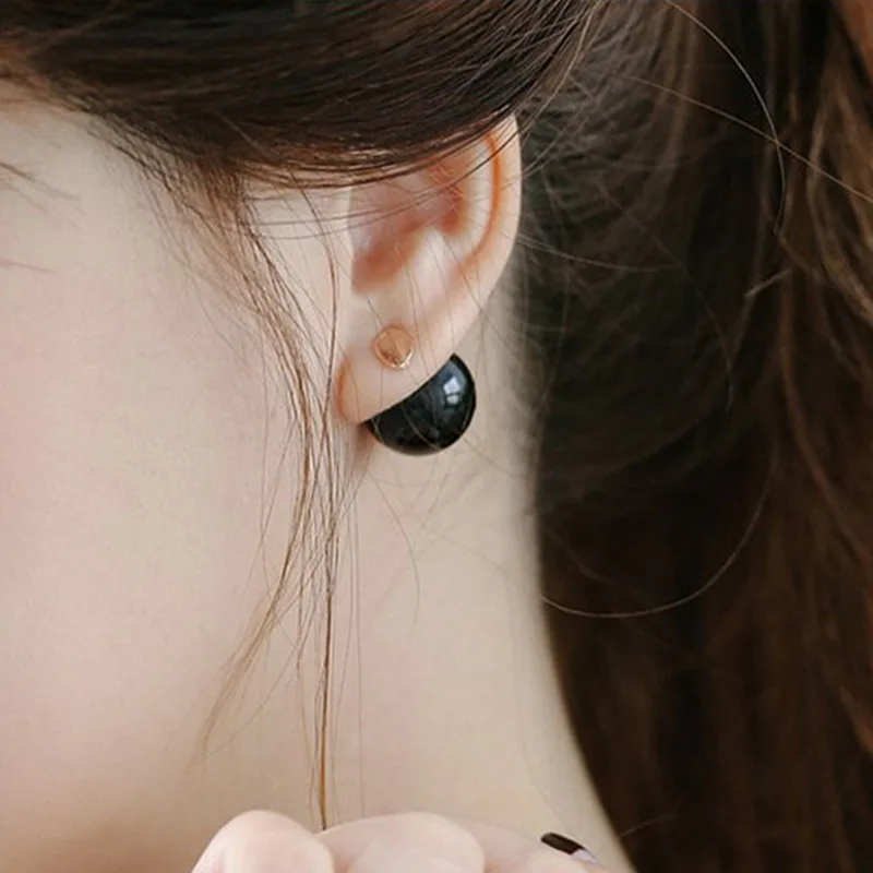 Женские Асимметричный штифт-серьги с черным шариком искусственным жемчугом