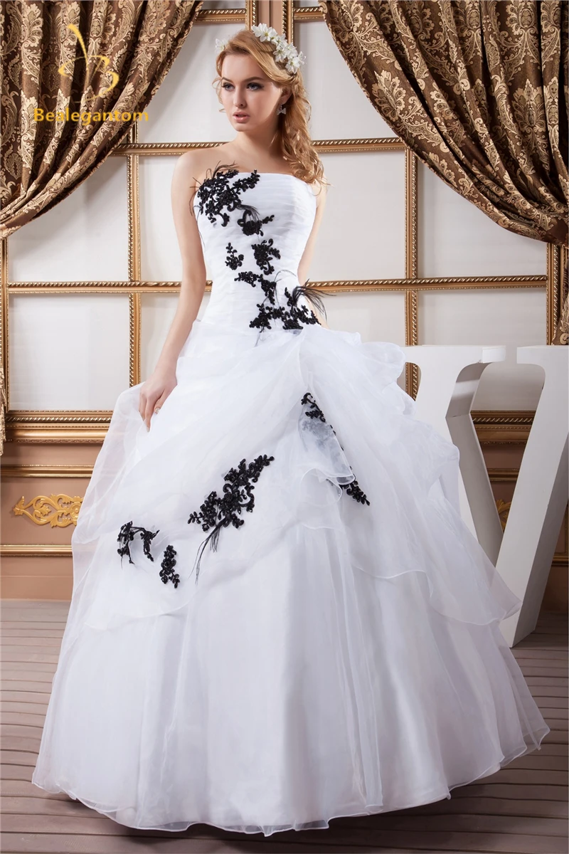 

Bealegantom Sexy Fashion Black Appliques White Ball Gown Quinceanera Dresses 2019 Sweet 16 Dresses Vestido Debutante Gowns BQ0-6
