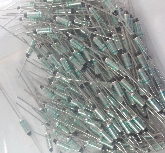 2014 New Temperature fuse 240 degrees 10A thermal 250V metal shell Thermal cutoff RoHS UL TUV VDE Free Shipping |