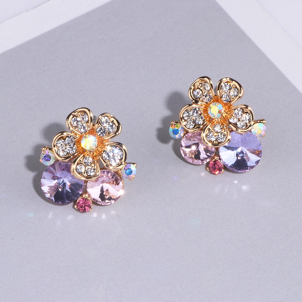 Женские серьги гвоздики с цветком элегантные Разноцветные кристаллами вечерние