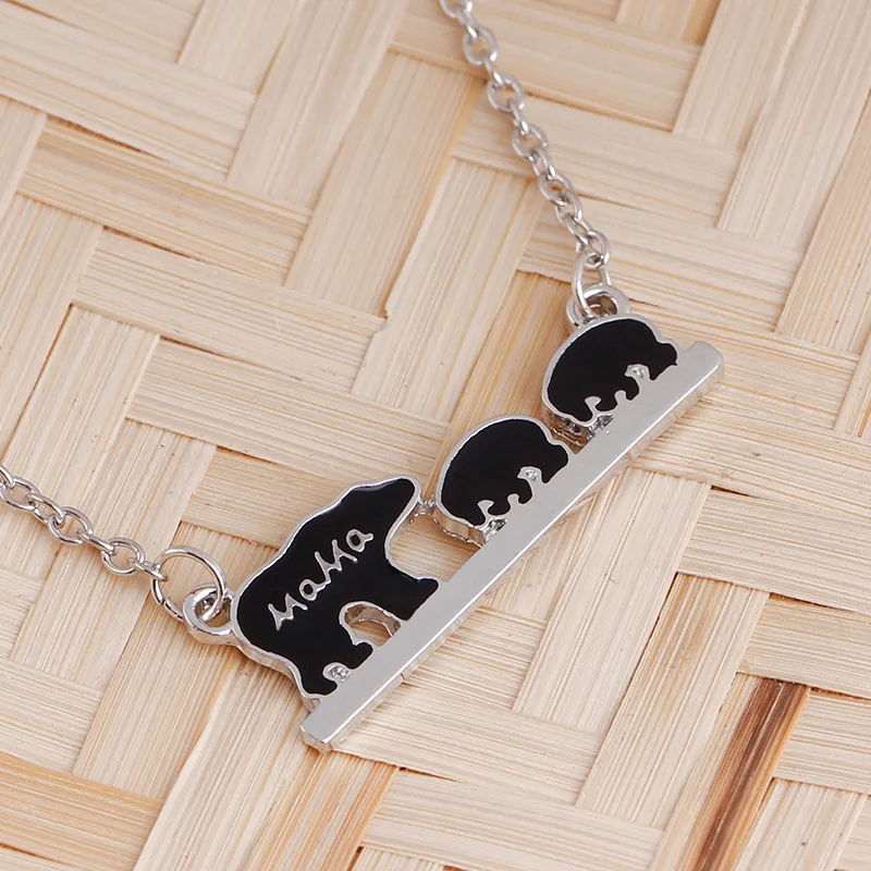 

12PC/Lot Mama And Two Baby Bears Tag Pendant Chain Necklace Mommy Mother Kids Family Love Necklaces Mom Children Jewelry Gifts