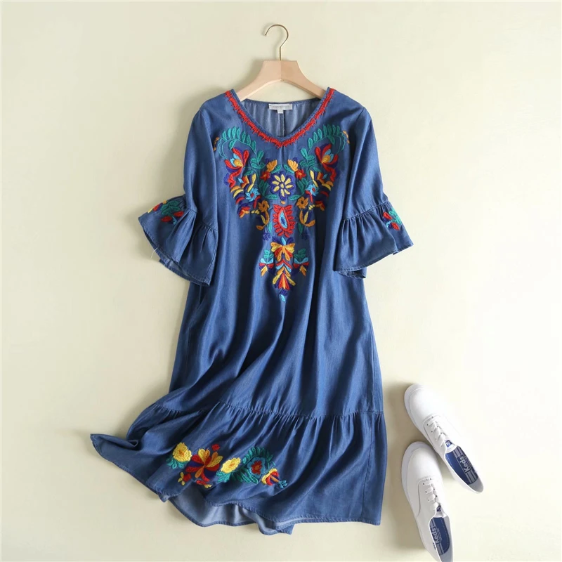 blue Vintage chic women floral embroidery beach Bohemian midi dress Ladies short sleeve v-neck denim Boho vestidos - Цвет: blue