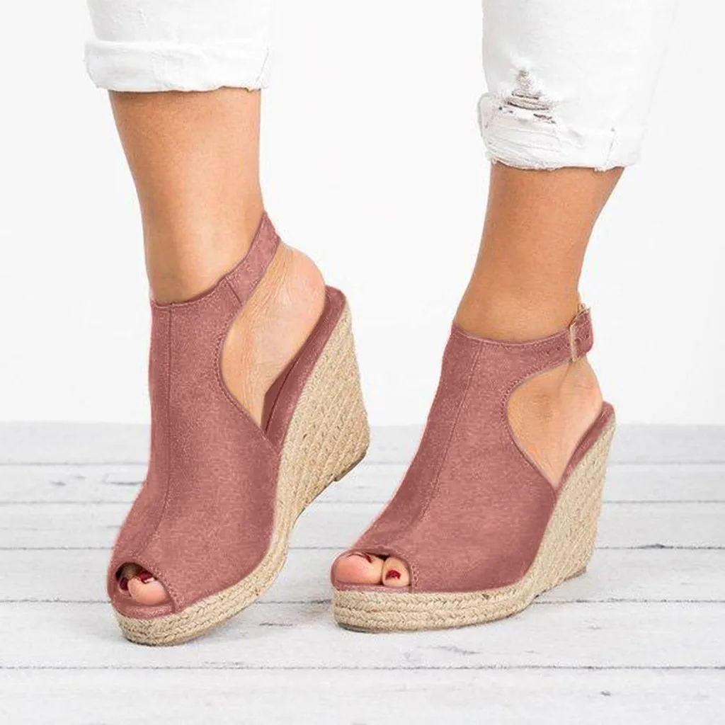 Женские повседневные сандалии в римском стиле на танкетке с пряжкой и ремешком