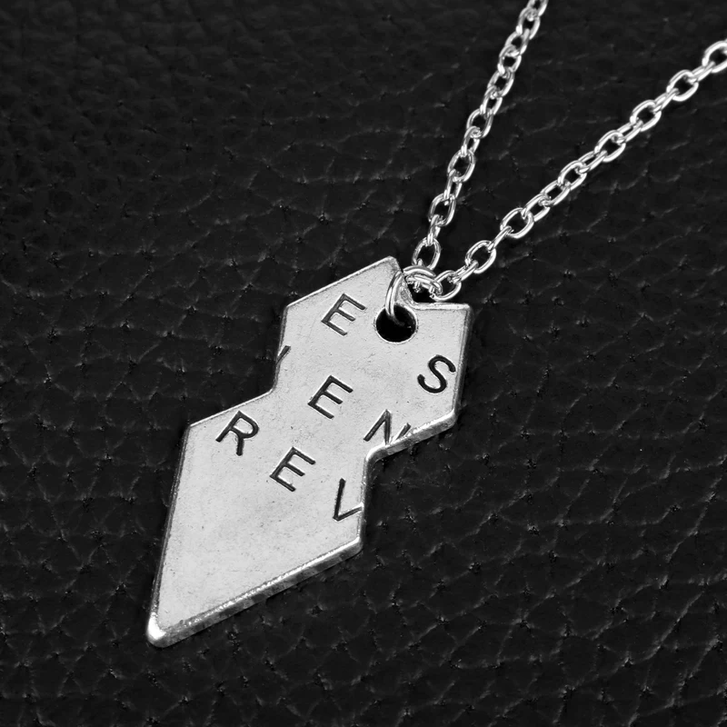 Femme ювелирные изделия ожерелье комплект брелков Best Bitches стильное массивное Collares