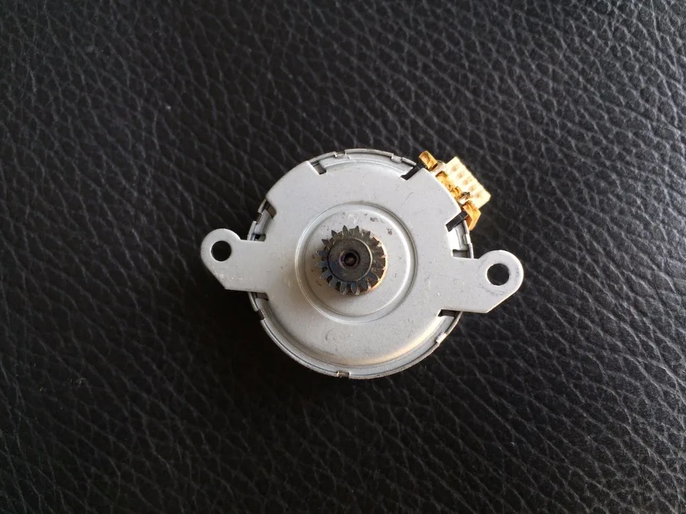 Q3948 Q3066 C6747 шаговый двигатель для сканера HP 2820 2830 2840 3390 3392 M2727 M1522 Запчасти