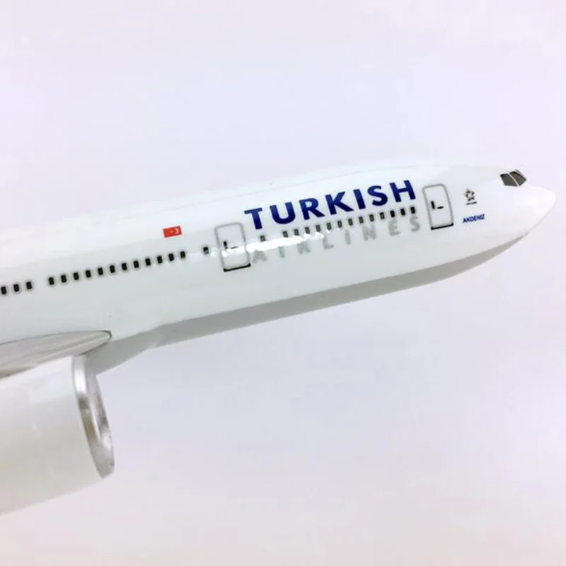 Турецкие авиалинии Boeing 777-300 коллекционные большие 32 см игрушечные модели самолетов литье под давлением Пластиковые сплав игрушечные самолеты подарки для детей
