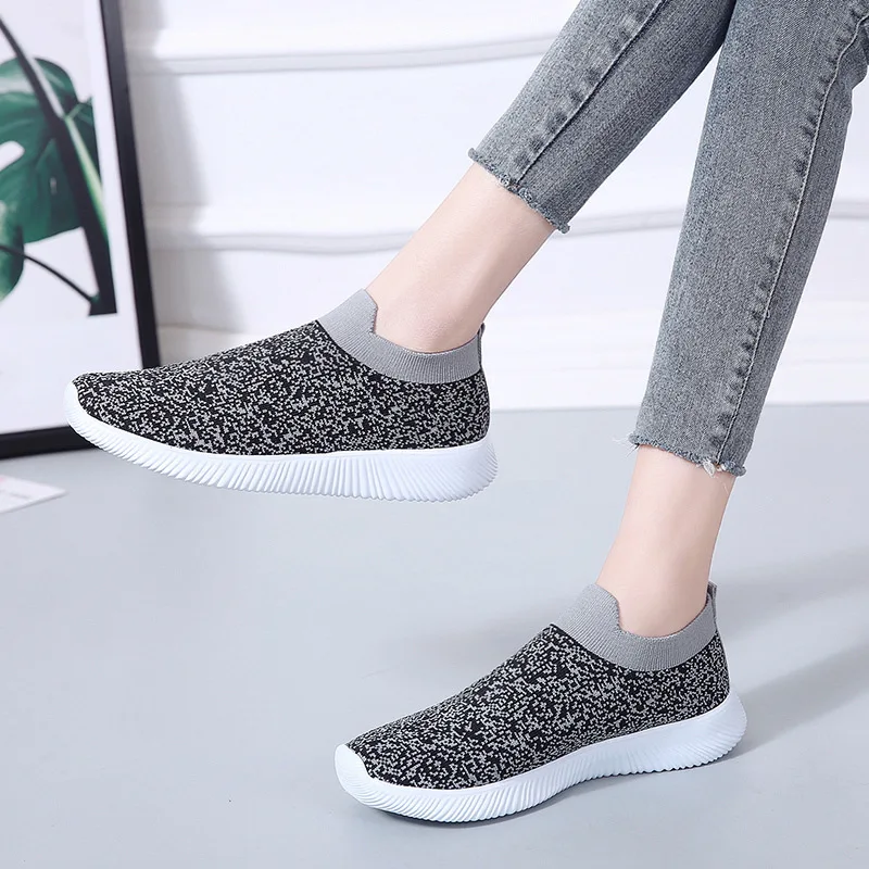 Недорогой носок Женская обувь для бега Дышащие летние кроссовки девочек