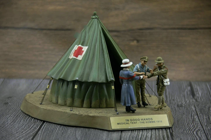 

For Collection 1/32 Scale World War I 1916 Battle of the Somme Medical Tent Scene Set Puppet Warrior Military Model Accessory