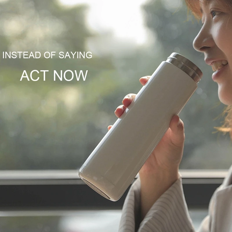 Здоровая умная вакуумная изоляционная бутылка с напоминанием о питьевой воде