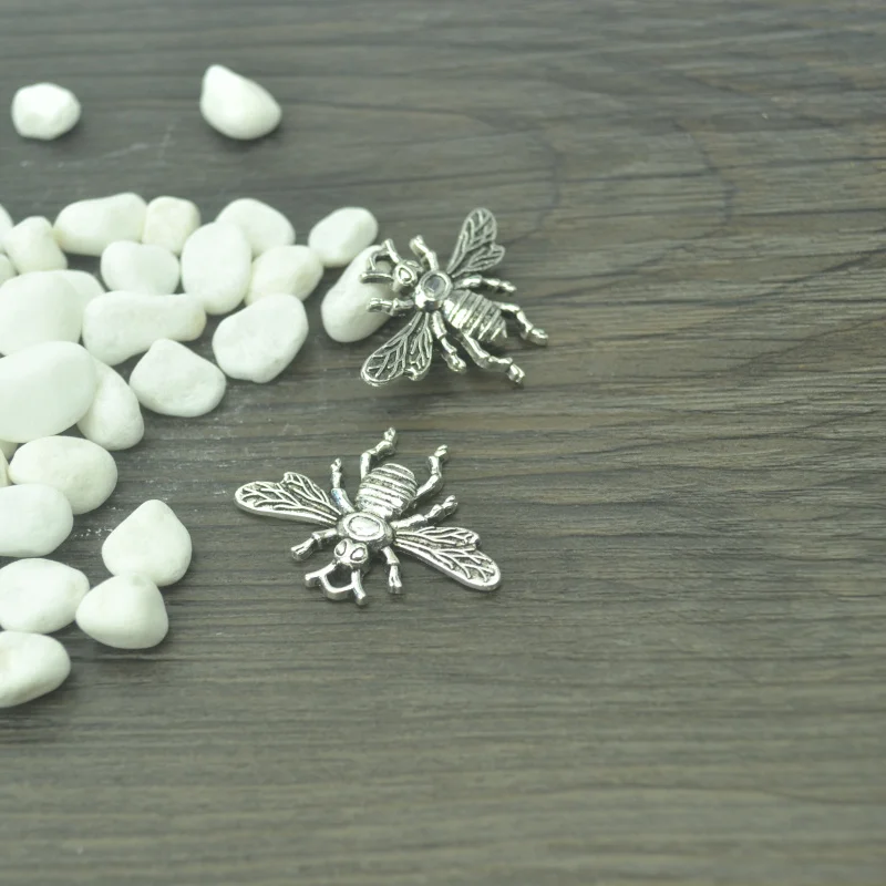 10 шт. антикварные подвески из тибетского серебра пчелы Подвески в виде