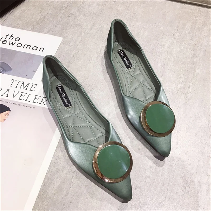 2019 элегантные женские шелковые балетки на плоской подошве с острым носком Цвет