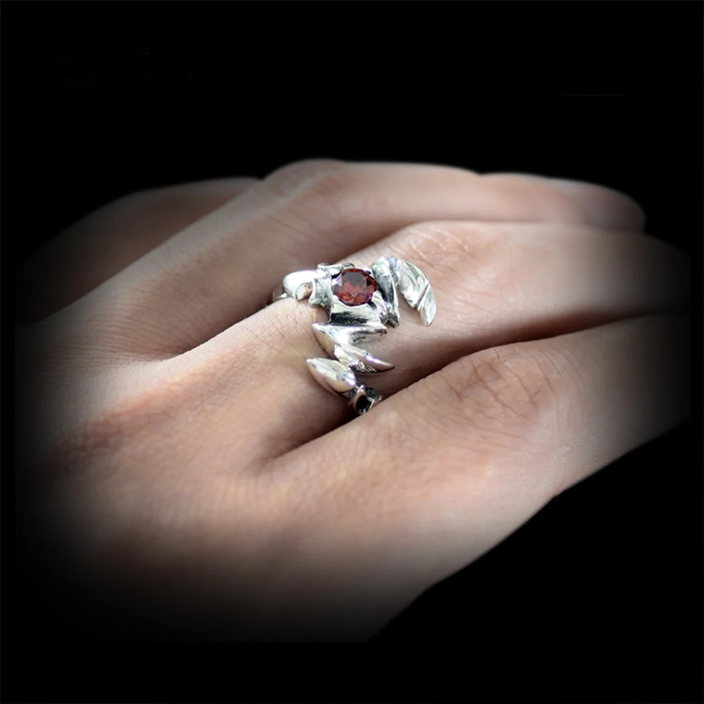 

MetJakt Vintage Garnet Scorpion Open Rings Solid 925 Sterling Silver Vintage Thai Silver Ring for Men's Punk Rock Jewelry