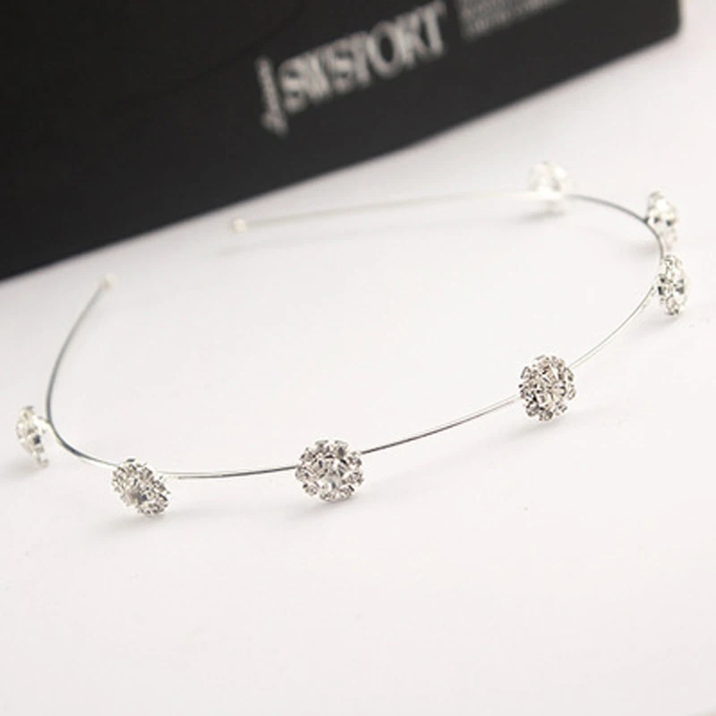 Silvery White Модная женская элегантная очаровательная шикарная блестящая кристальная повязка на голову металлические заколки для волос аксессуары для волос - Окраска металла: Silvery White