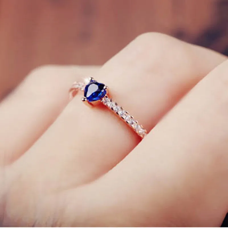 Элегантный Сияющий Кольцо Синий Форме Сердца Циркон Роуз Позолоченные