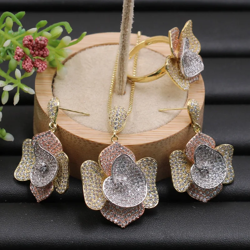 

Lanyika Jewelry Set Irregular Artistic Flower Full Plated Necklace with Earrings and Ring Wedding Engagement Popular Best Gifts