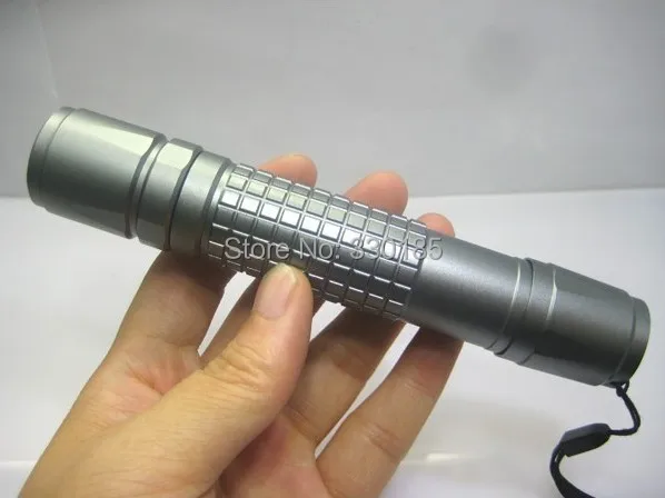 Лидер продаж! Высококачественный военный 10000 нм м SOS светодиодный фонарик